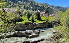 Tarcau Kub